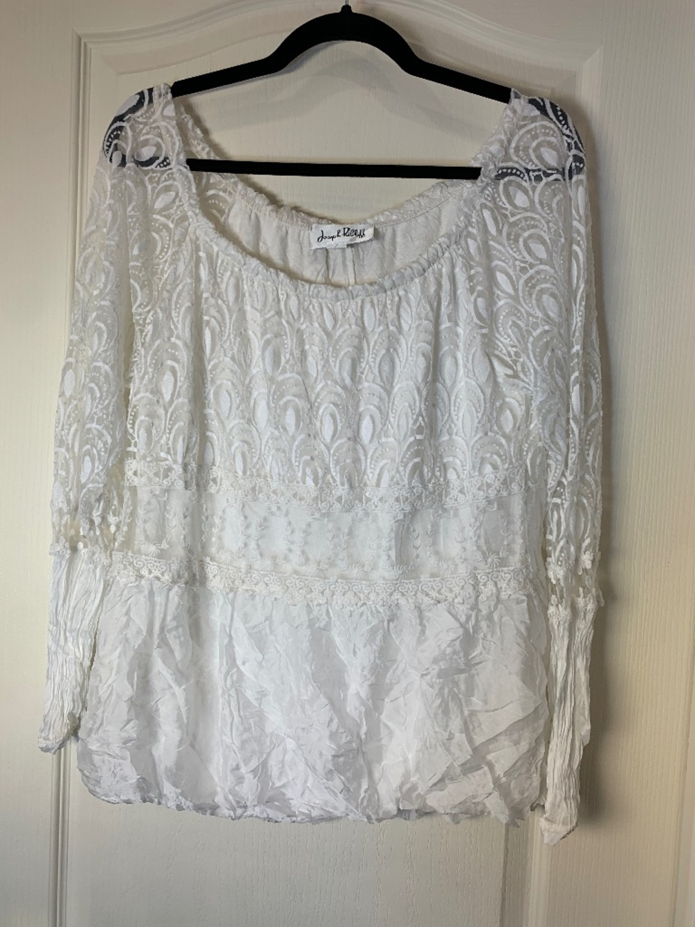 Joseph Ribkoff White Lace Peasant Top Made in Italy Medium